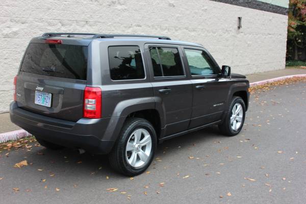 2016 Jeep Patriot 4x4 - One Owner - Super Nice!!! - cars & trucks -... for sale in Corvallis, OR – photo 6