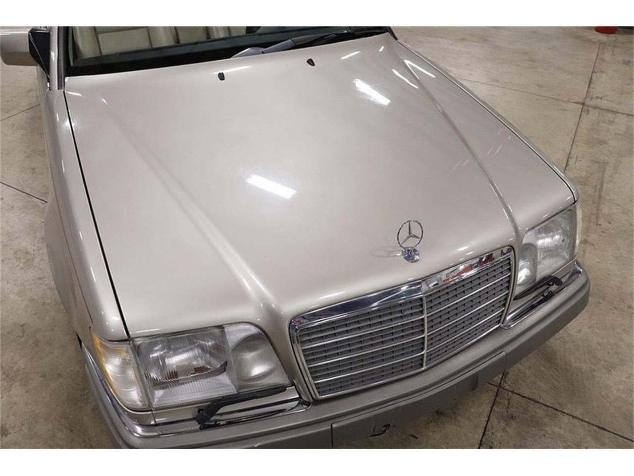 1995 Mercedes-Benz E320 for sale in Kentwood, MI – photo 7