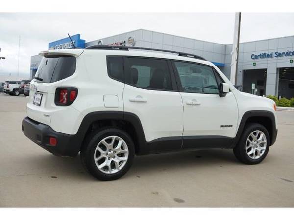 2016 Jeep Renegade Latitude - SUV - cars & trucks - by dealer -... for sale in Ardmore, TX – photo 20