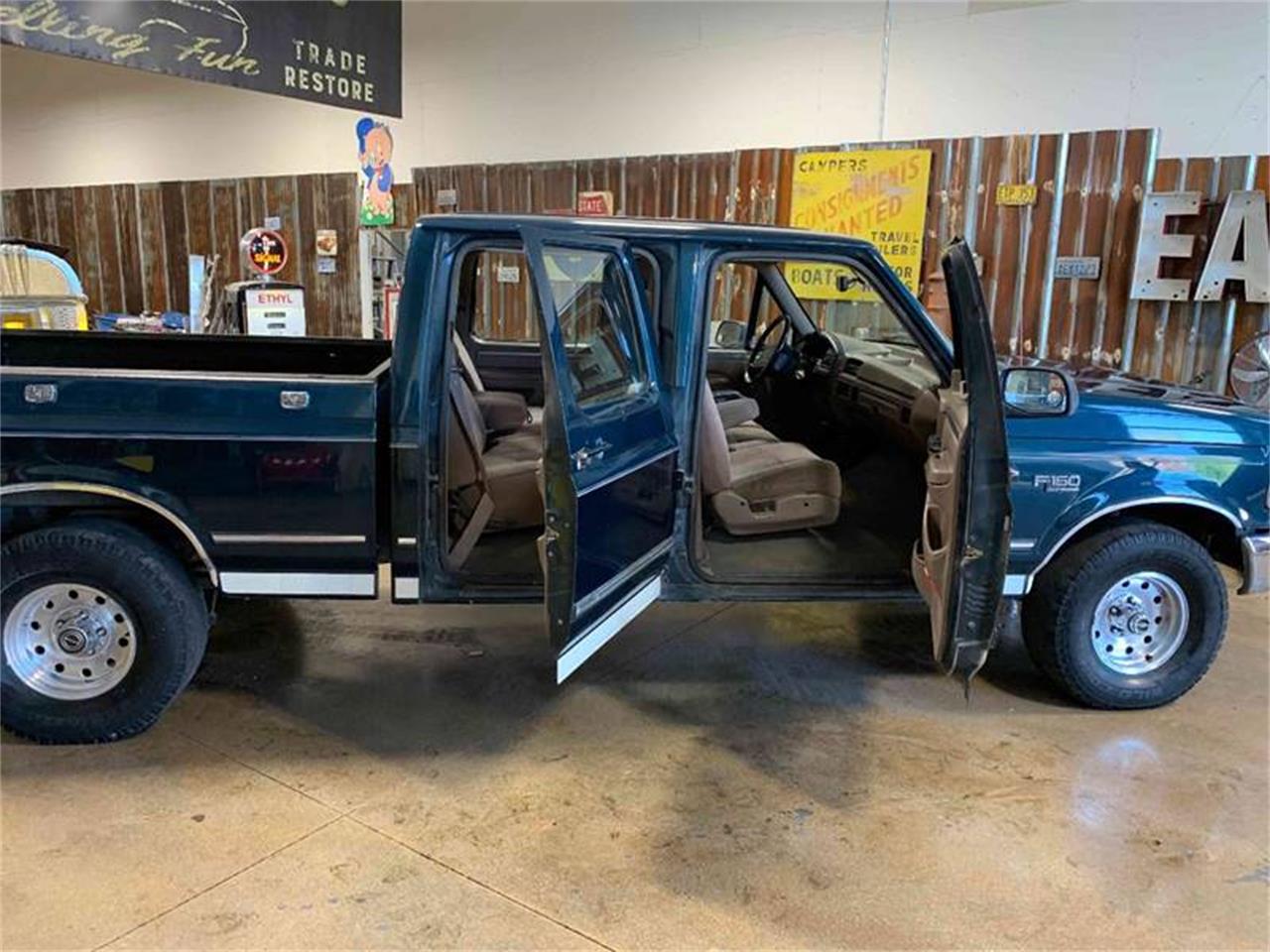 1995 Ford F350 for sale in Redmond, OR – photo 76