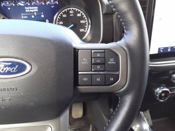 2021 Ford F-150 XLT - - by dealer - vehicle for sale in Muskegon, MI – photo 19