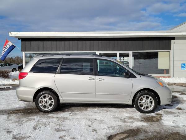 2004 Toyota Sienna LE AWD, 137K, Auto, AC, 7-Pass, Rear for sale in Belmont, VT – photo 2