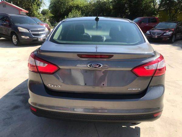 2014 Ford Focus S 4dr Sedan EVERYONE IS APPROVED! for sale in San Antonio, TX – photo 6