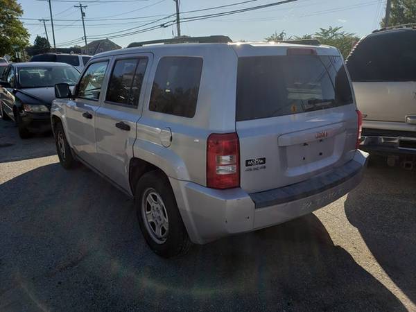 2007 Jeep Patriot 4x4 - 125K Miles - 30 MPG - Clean!! for sale in Methuen, MA – photo 3