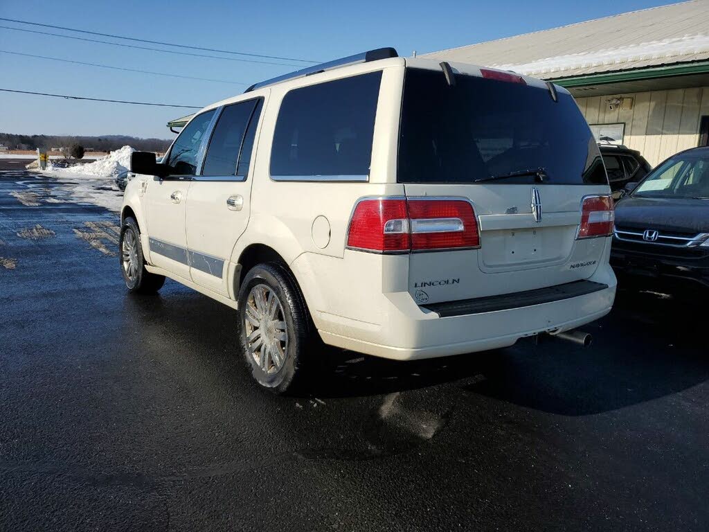 2007 Lincoln Navigator Ultimate 4WD for sale in Baraboo, WI – photo 3