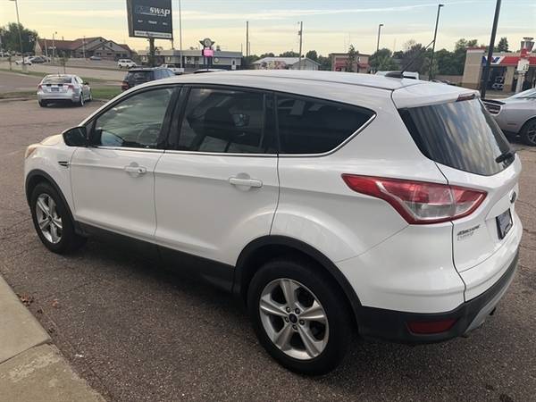 2014 Ford Escape SE *** All wheel drive! *** for sale in Sioux Falls, SD – photo 4