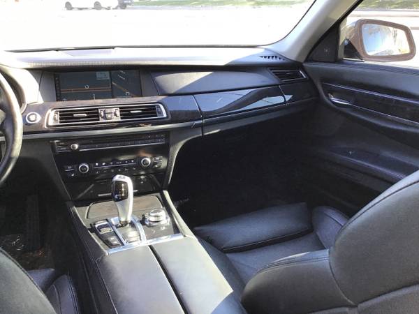 2011 BMW 7-Series 750i xDrive - - by dealer - vehicle for sale in Tucson, AZ – photo 19