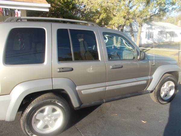 2005 JEEP LIBERTY 4X4 for sale in REYNOLDSBURG, OH