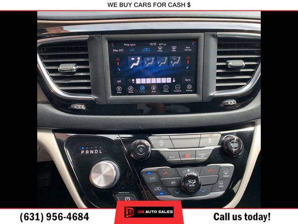 2020 Chrysler Voyager LXi Minivan 4D Minivan - - by for sale in Lindenhurst, NY – photo 7