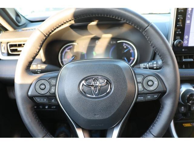 2022 Toyota RAV4 Hybrid XSE for sale in Overland Park, KS – photo 25