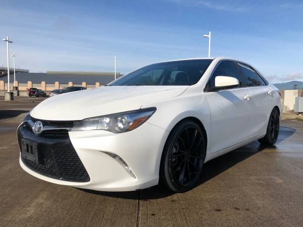 2016 Toyota Camry SE for sale in Corvallis, OR
