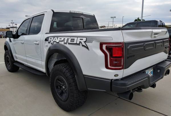 2018 FORD F150 RAPTOR - 4X4 SUNROOF! LEATHER LOADED! - cars & trucks... for sale in Ardmore, KS – photo 6