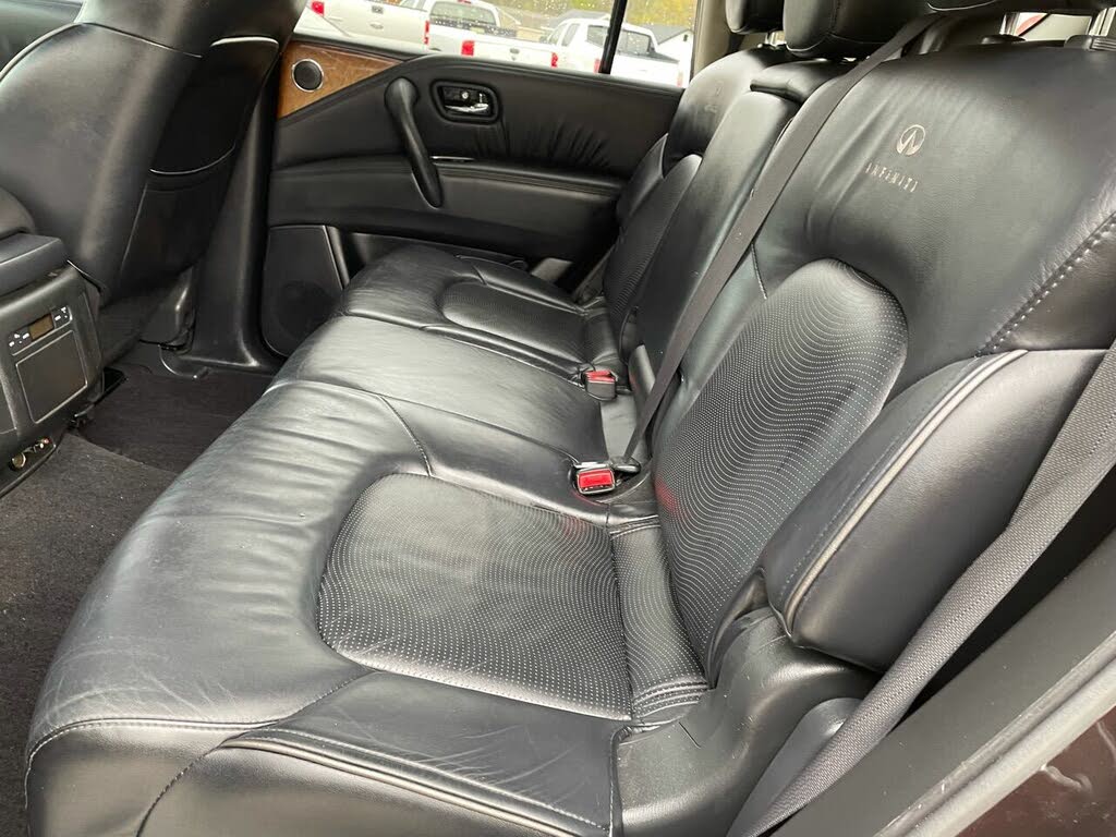 2011 INFINITI QX56 4WD with Split Bench Seat Package for sale in Sussex, NJ – photo 44