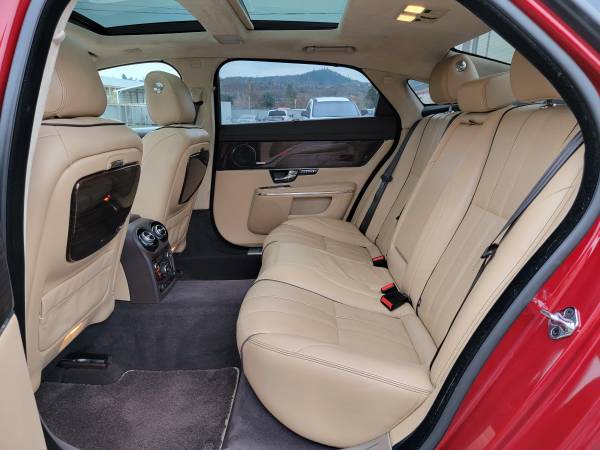 2012 Jaguar XJL Portfilio XTRA CLEAN, DUAL MOONRFS, V8 Fully for sale in Grants Pass, OR – photo 12