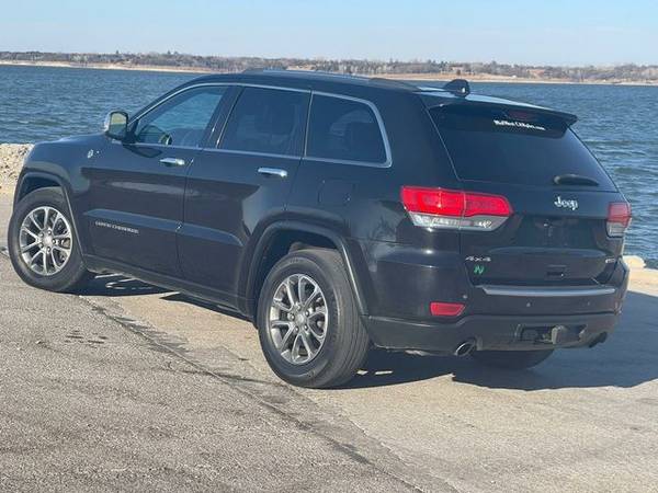 2014 Jeep Grand Cherokee - Financing Available! - cars & trucks - by... for sale in Junction City, IA – photo 9