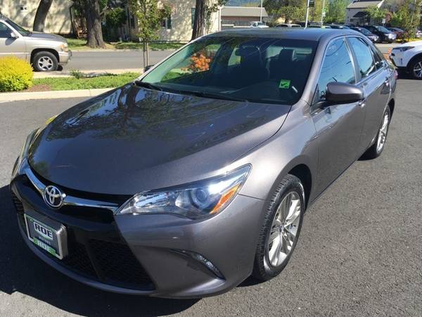 2017 Toyota Camry SE WITH HEATED DOOR MIRRORS AND BACKUP CAMERA #52901 for sale in Grants Pass, OR – photo 4
