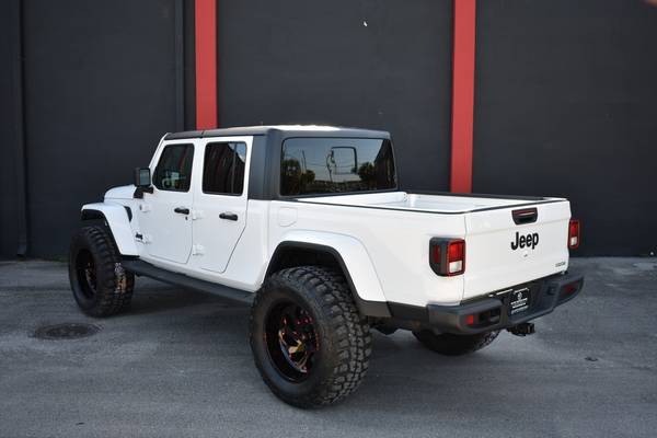 2021 Jeep Gladiator Sport S 4x4 4dr Crew Cab 5.0 ft. SB Pickup Truck... for sale in Miami, ID – photo 4