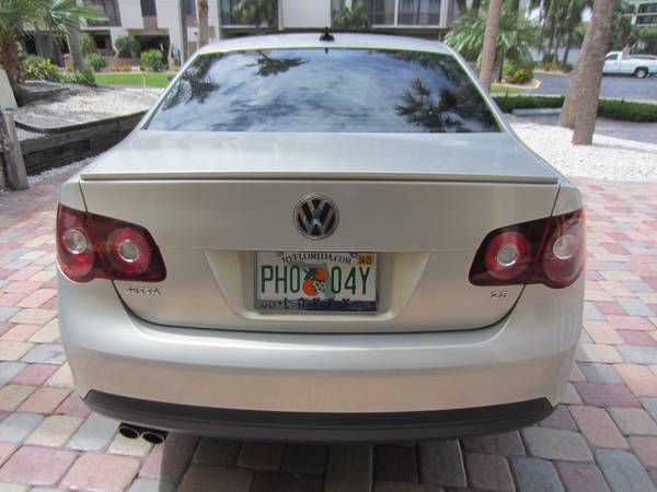 2010 VW Jetta, leather, clean4 for sale in Safety Harbor, FL – photo 5