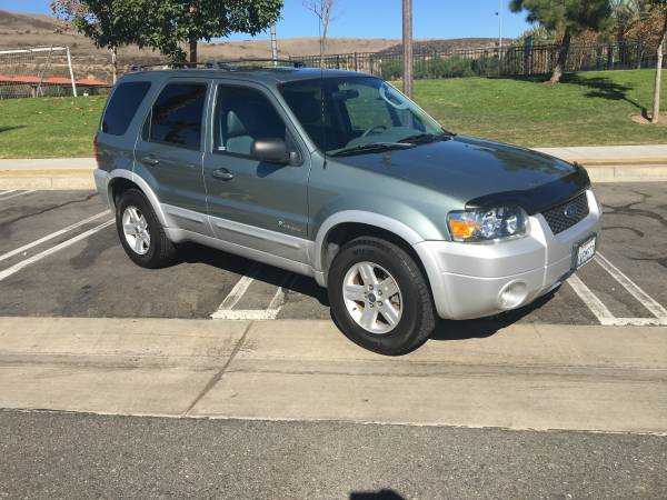 2005 FORD ESCAPE HYBRID for sale in San Clemente, CA