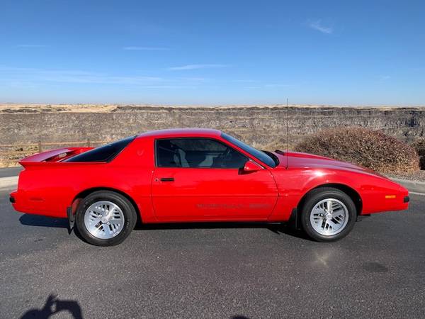1989 Pontiac Firebird Formula 350! - - by dealer for sale in Other, OR – photo 2