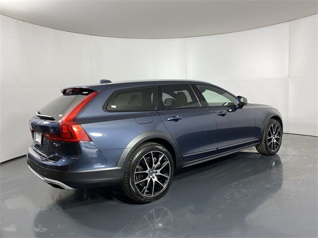 2020 Volvo V90 Cross Country T6 AWD for sale in Schaumburg, IL – photo 38