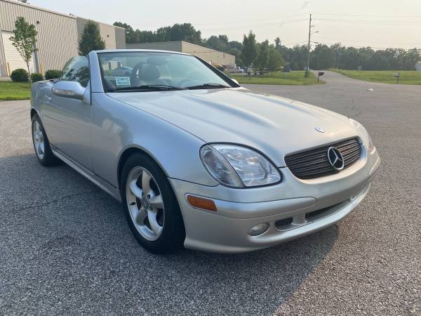 2003 Mercedes-Benz SLK 320 hard top convertible - - by for sale in Jeffersonville, KY – photo 5