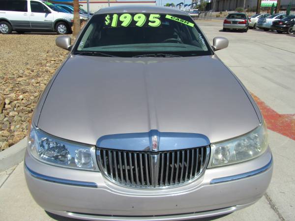 1998 LINCOLN TOWN CAR $1895 CASH/ALL FEES INCLUDED EXCEPT SALES TAX for sale in Lake Havasu City, AZ – photo 2