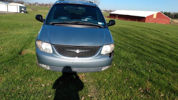 2003 chrysler town and country - cars & trucks - by owner - vehicle... for sale in Alden, NY