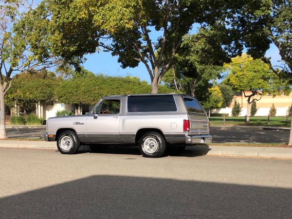 1989 Dodge Ram Charger LE like new V8 2WD Low Miles for sale in Modesto, CA – photo 3