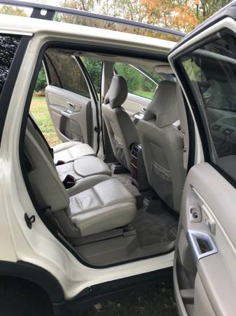 2006 Volvo XC90 v-8 for sale in Old Lyme, CT – photo 9