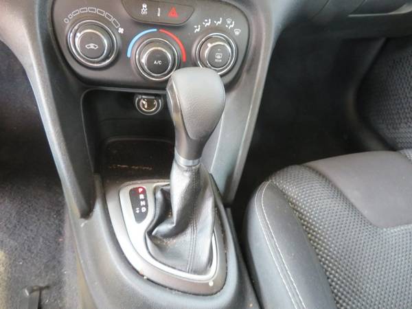 2015 Dodge Dart SXT - - by dealer - vehicle automotive for sale in Columbus, OH – photo 13