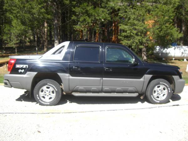 2002 Chevy Avalanche for sale in Tiff, MO