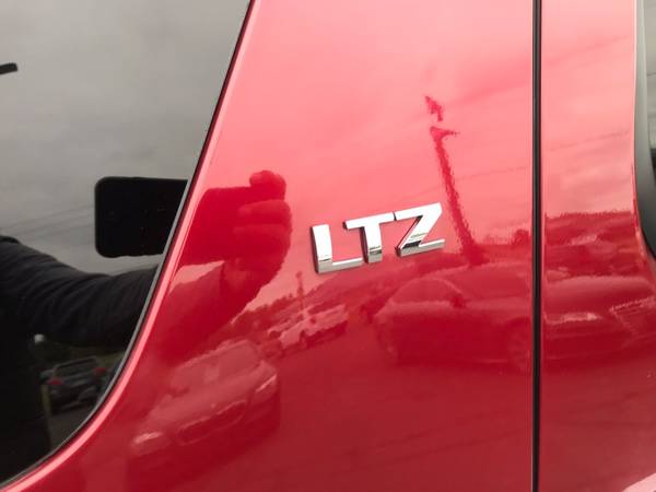 2009 Chevrolet Suburban LTZ 1500 4WD for sale in Ramsey , MN – photo 5