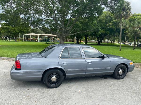 #1 2009 Crown Victoria Police interceptor 4.6 Mustang GT engine... for sale in Hollywood, FL – photo 2