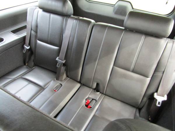 1 YEAR WARRANTY Chevy SUBURBAN (SEATS 8) Leather Yukon XL ESV for sale in Springfield►►►(1 YEAR WARRANTY), MO – photo 12