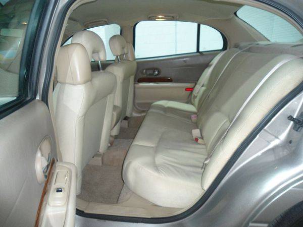 2004 BUICK LESABRE CUSTOM - FINANCING AVAILABLE-Indoor Showroom! for sale in PARMA, OH – photo 8