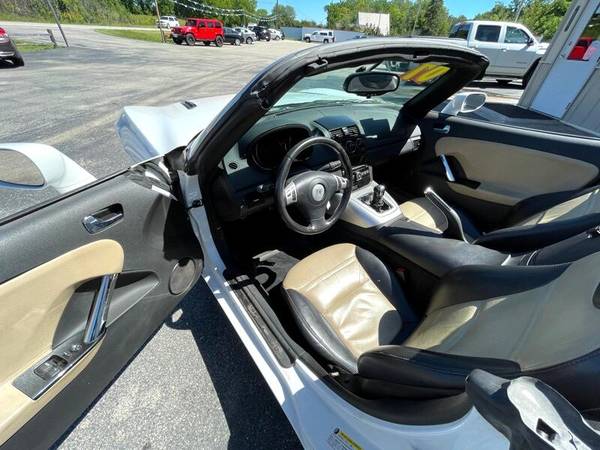 2007 Saturn Sky Roadster - - by dealer - vehicle for sale in Rochester, MN – photo 3