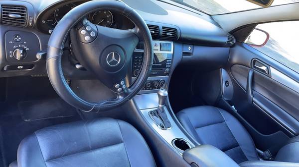 MERCEDES BENZ .CLEAN TITLE . ONLY 113k MILES - cars & trucks - by... for sale in Tucson, AZ – photo 10