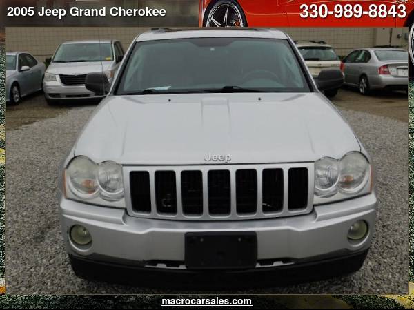 2005 Jeep Grand Cherokee Laredo 4dr 4WD SUV with - cars & trucks -... for sale in Akron, OH – photo 4