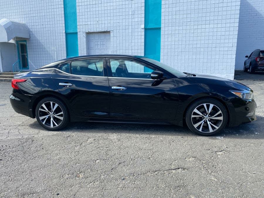2017 Nissan Maxima SR FWD for sale in Milford, CT