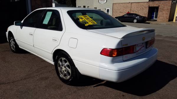 2000 Toyota Camry XLE for sale in Sioux City, IA – photo 4