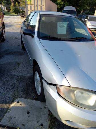 2004 Chevrolet Cavalier - - by dealer - vehicle for sale in Springfield, MO – photo 2
