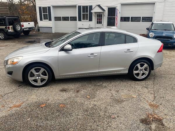 2012 VOLVO S60 T6 FWD! GREAT CONDITION! RUNS TIP TOP! SALE! - cars for sale in Madbury, NH – photo 5
