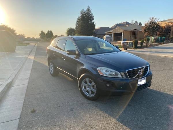 2010 Volvo XC60 for sale in Bakersfield, CA – photo 2