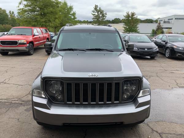2012 Jeep Liberty Limited Arctic Edition 4WD for sale in Canton, MI – photo 3