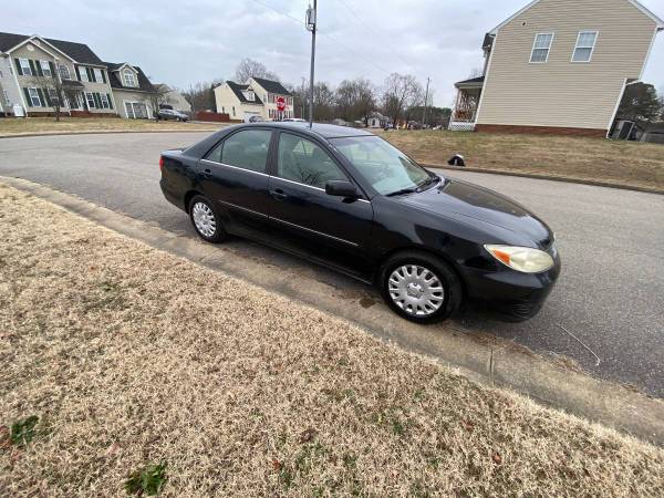 2002 Toyota Camry XLE (low miles ) for sale in Richmond , VA