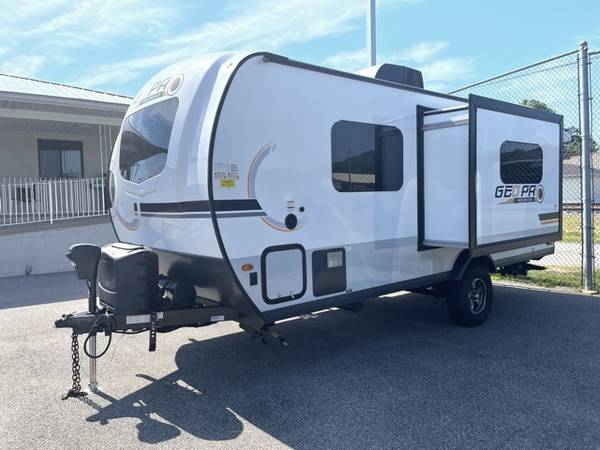 2022 Forest River Rockwood Specialty Vehicle/Geo Pro M-20FBS for sale in Saint Albans, WV – photo 10