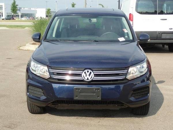 2012 Volkswagen Tiguan SUV S (Night Blue Metallic) GUARANTEED APPROVAL for sale in Sterling Heights, MI – photo 3