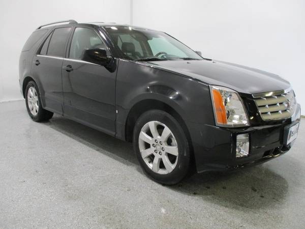 2006 Cadillac SRX 4dr V8 SUV - cars & trucks - by dealer - vehicle... for sale in Wadena, MN – photo 3