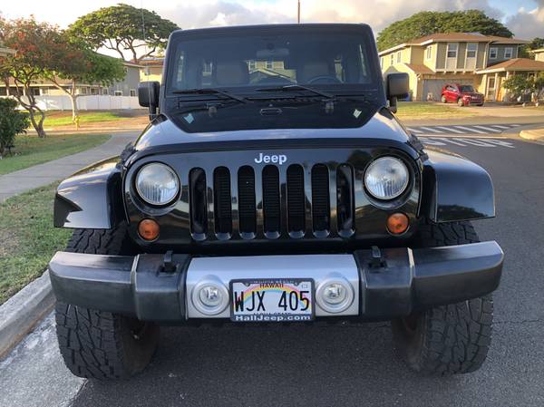 2012 JEEP WRANGLER UNLIMITED SAHARA (low miles) - - by for sale in Honolulu, HI – photo 5